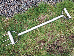 芝生のお手入れ