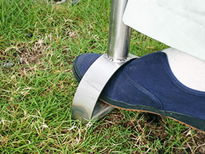 芝生のお手入れ